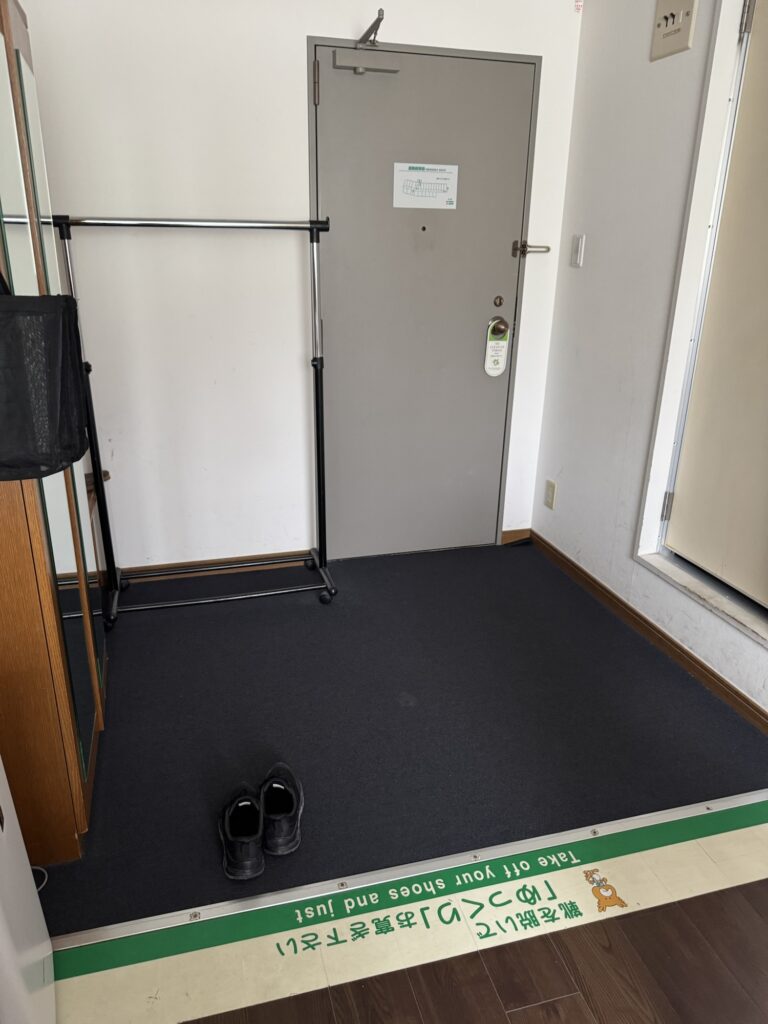 ホテルナトゥールヴァルト富良野の客室（玄関が広くて快適）