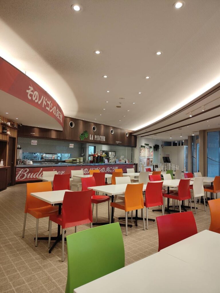 ラ・ピシーヌの店内の様子